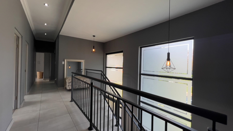 To Let 4 Bedroom Property for Rent in Midstream Ridge Gauteng