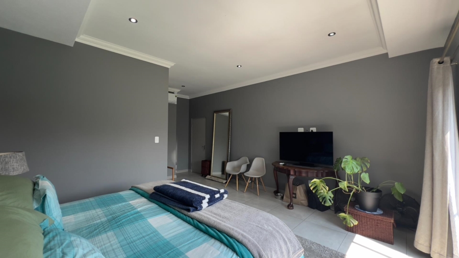 To Let 4 Bedroom Property for Rent in Midstream Ridge Gauteng