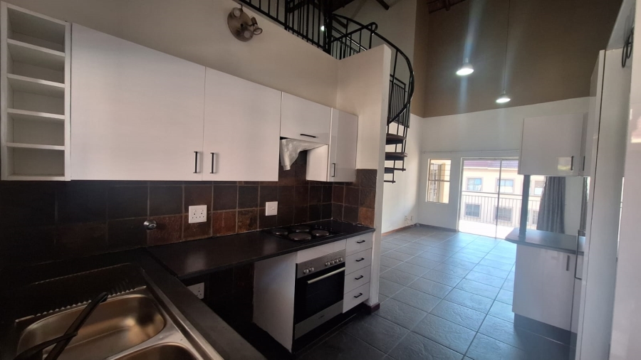 2 Bedroom Property for Sale in Sundowner Gauteng