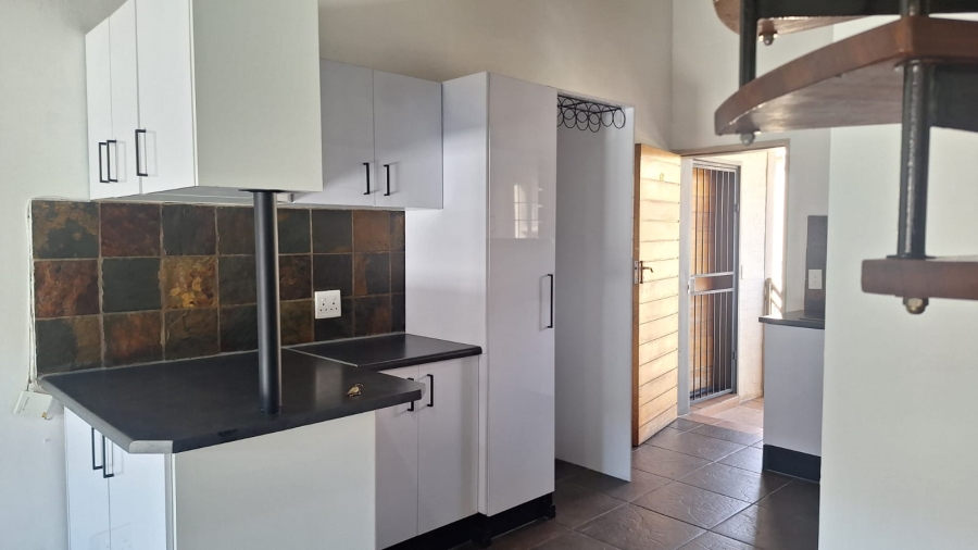 2 Bedroom Property for Sale in Sundowner Gauteng