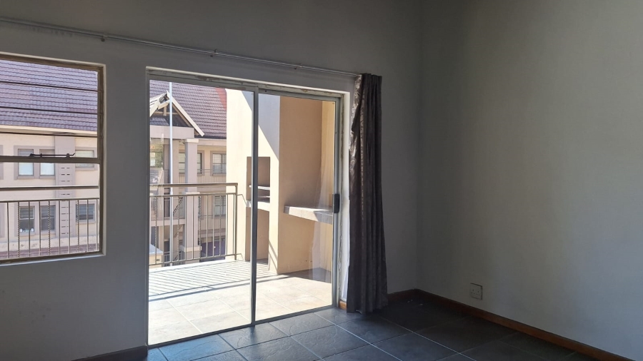 2 Bedroom Property for Sale in Sundowner Gauteng