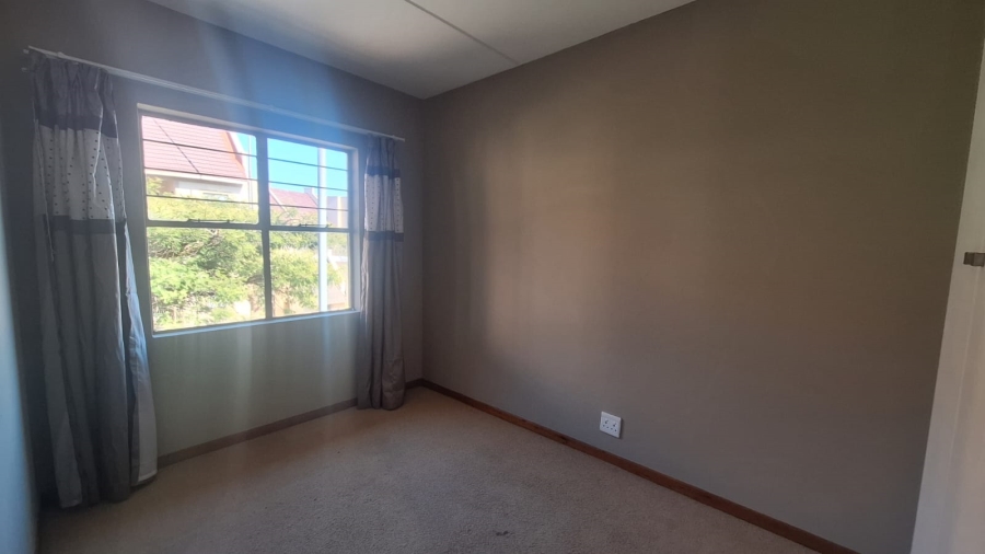 2 Bedroom Property for Sale in Sundowner Gauteng