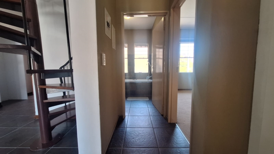 2 Bedroom Property for Sale in Sundowner Gauteng