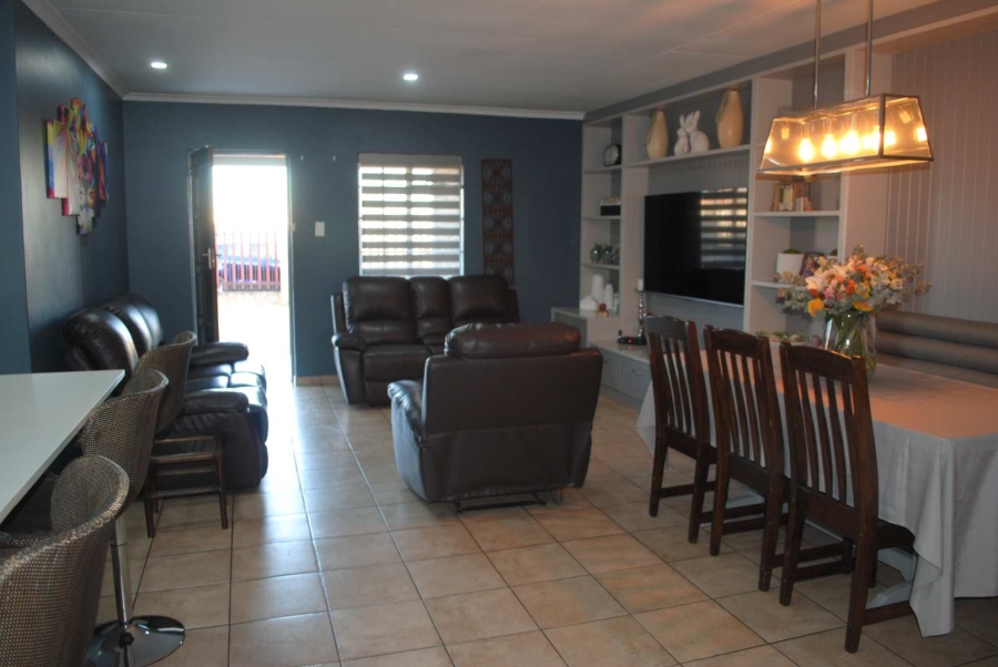 3 Bedroom Property for Sale in Riversdale Gauteng