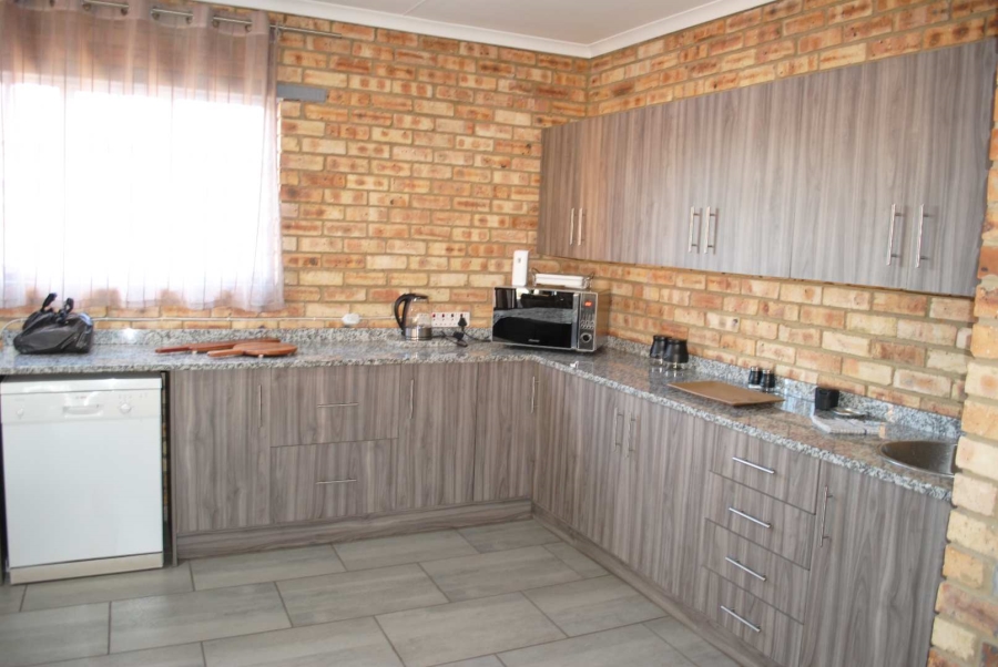 3 Bedroom Property for Sale in Riversdale Gauteng