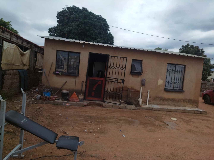 2 Bedroom Property for Sale in Soshanguve V Gauteng