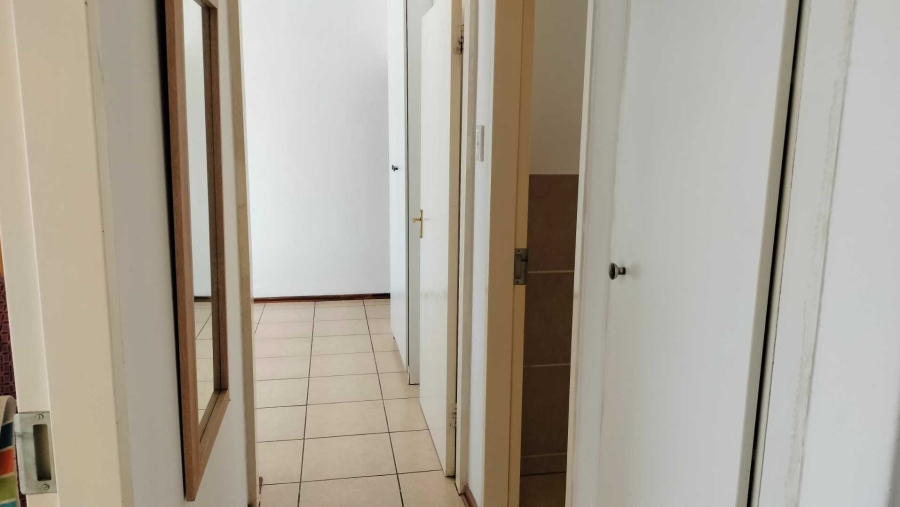 2 Bedroom Property for Sale in Akasia Gauteng