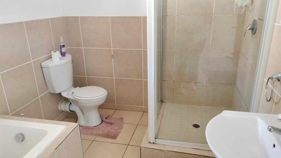 2 Bedroom Property for Sale in Akasia Gauteng