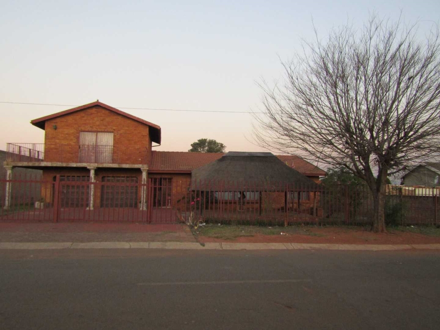 4 Bedroom Property for Sale in Palm Ridge Gauteng