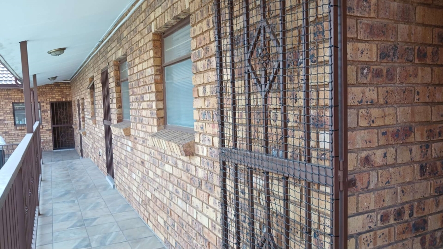 0 Bedroom Property for Sale in Linden Gauteng