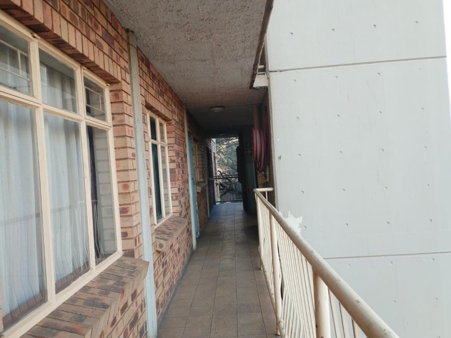 2 Bedroom Property for Sale in Silverton Gauteng