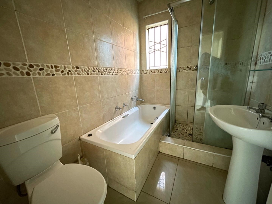 To Let 2 Bedroom Property for Rent in Terenure Gauteng