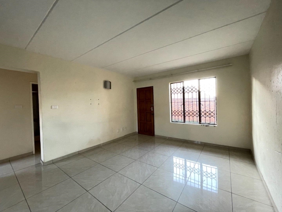 To Let 2 Bedroom Property for Rent in Terenure Gauteng
