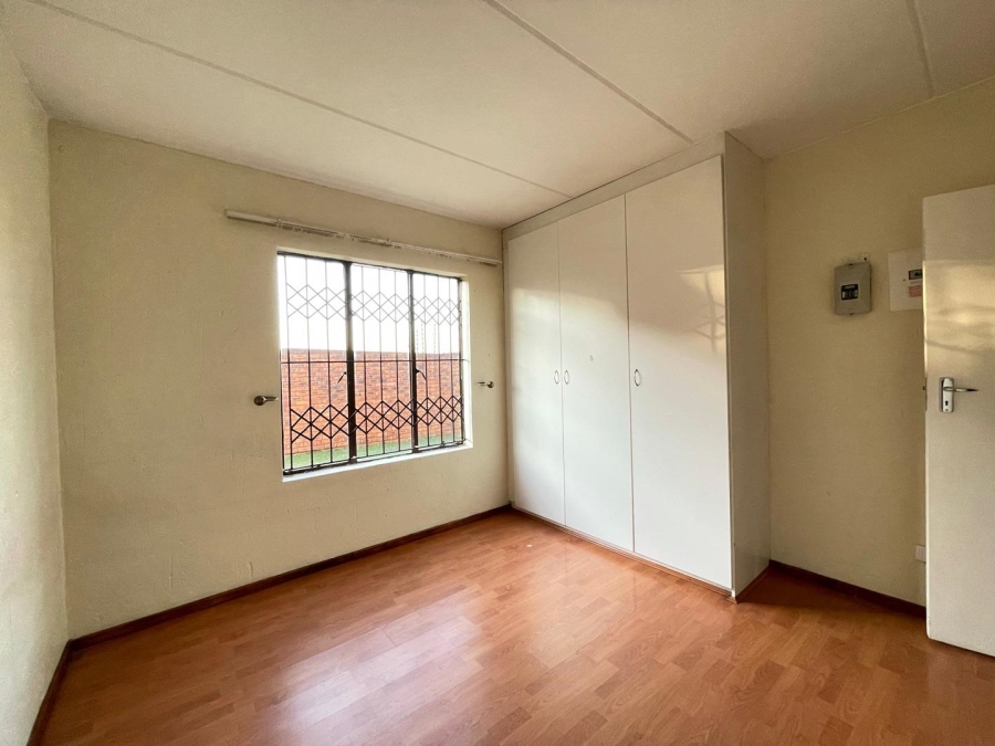 To Let 2 Bedroom Property for Rent in Terenure Gauteng