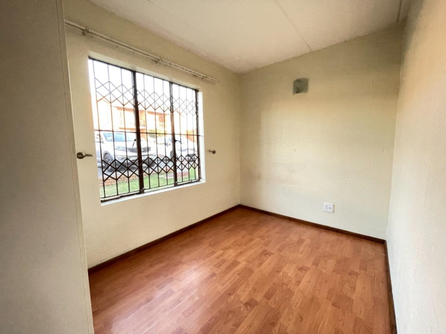 To Let 2 Bedroom Property for Rent in Terenure Gauteng