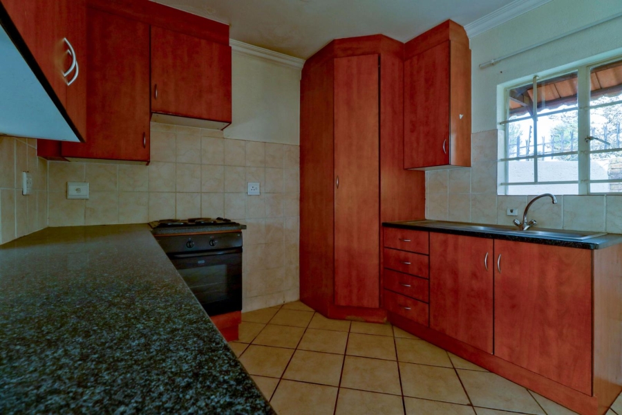To Let 2 Bedroom Property for Rent in Equestria Gauteng