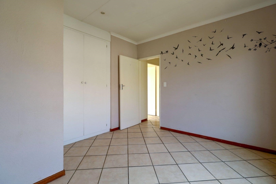 To Let 2 Bedroom Property for Rent in Equestria Gauteng