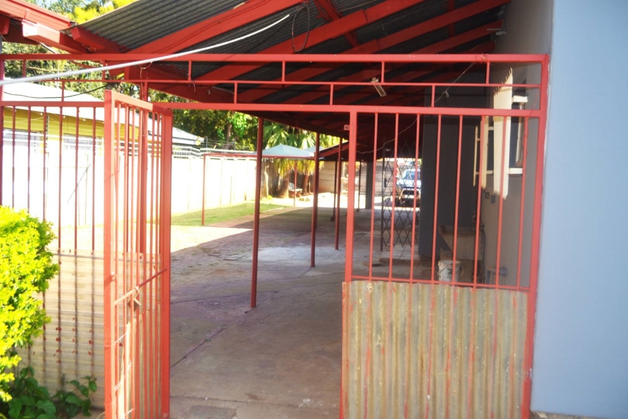 4 Bedroom Property for Sale in Pretoria North Gauteng