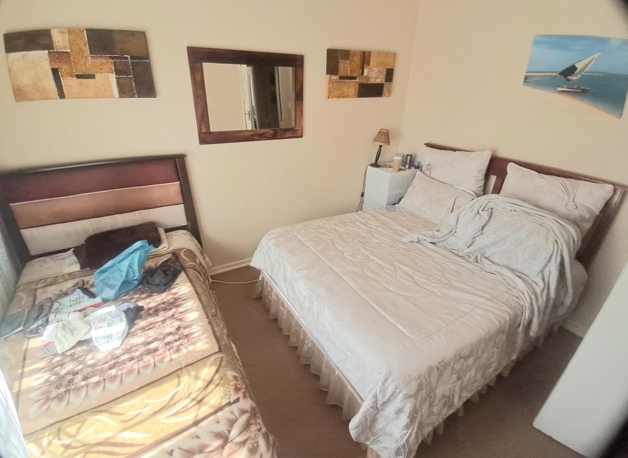 3 Bedroom Property for Sale in Linmeyer Gauteng