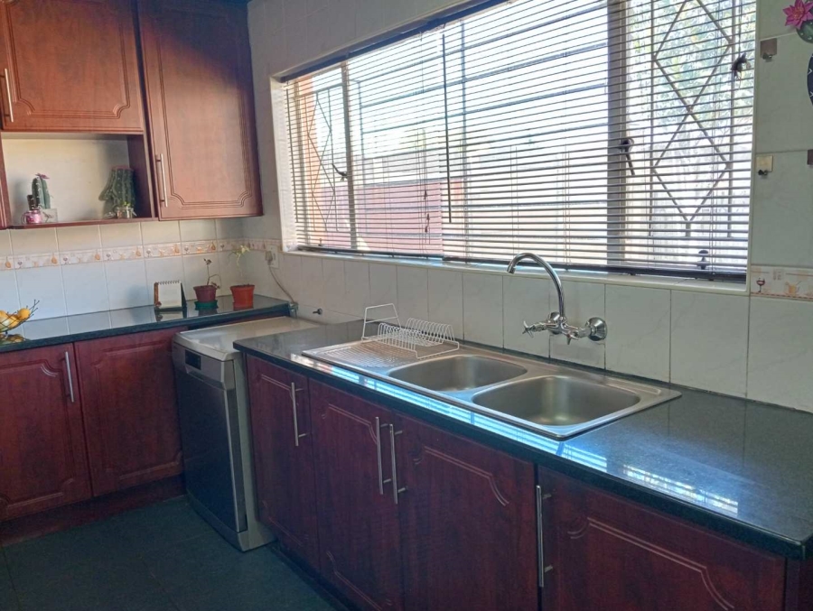 3 Bedroom Property for Sale in Mayberry Park Gauteng