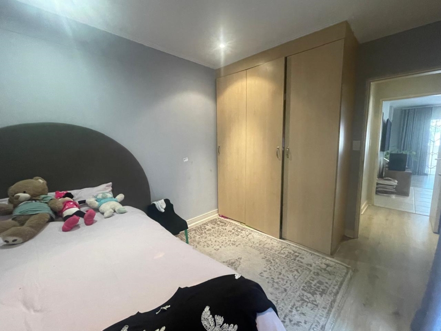 2 Bedroom Property for Sale in Morningside Gauteng