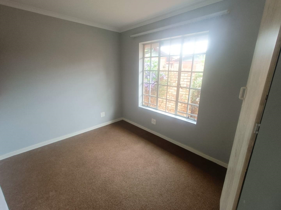 To Let 2 Bedroom Property for Rent in Clubview Gauteng