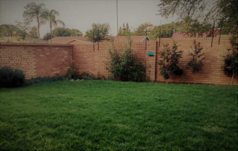 To Let 3 Bedroom Property for Rent in Elardus Park Gauteng