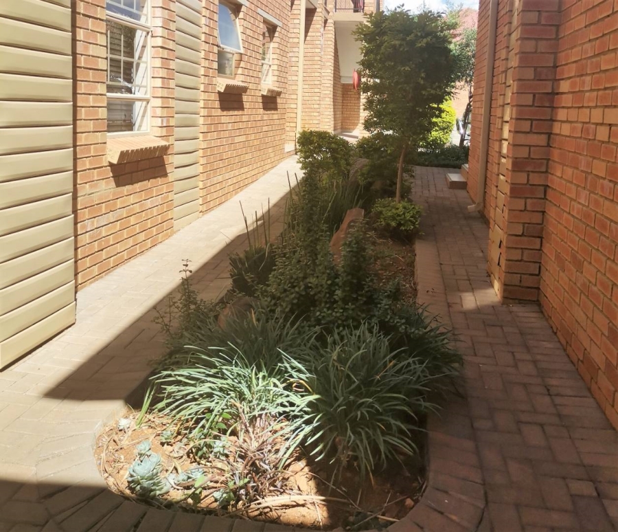 To Let 3 Bedroom Property for Rent in Elardus Park Gauteng
