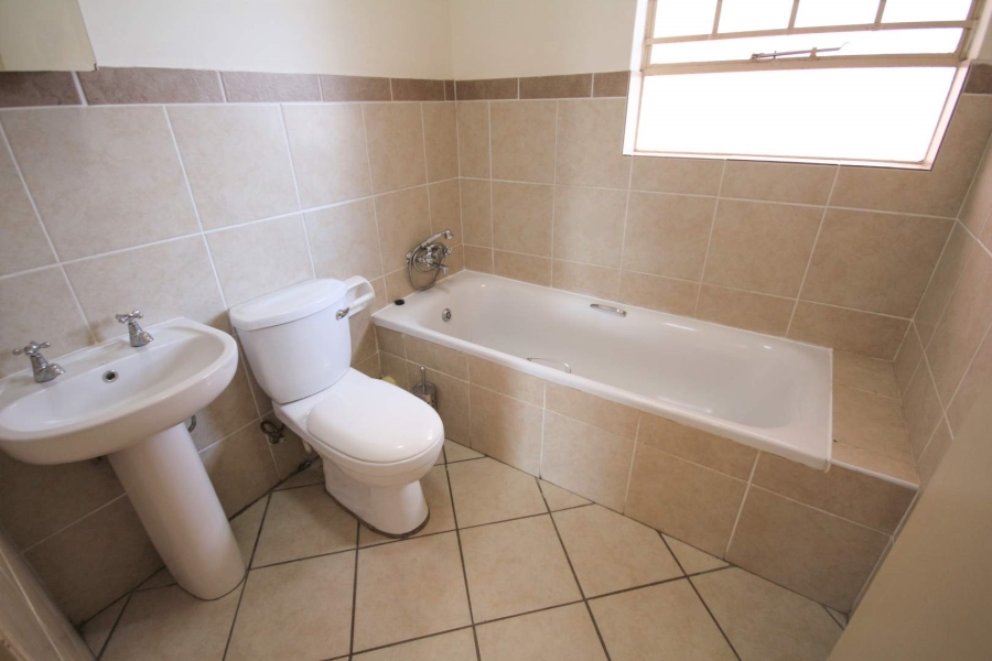 To Let 2 Bedroom Property for Rent in Hazeldean Gauteng