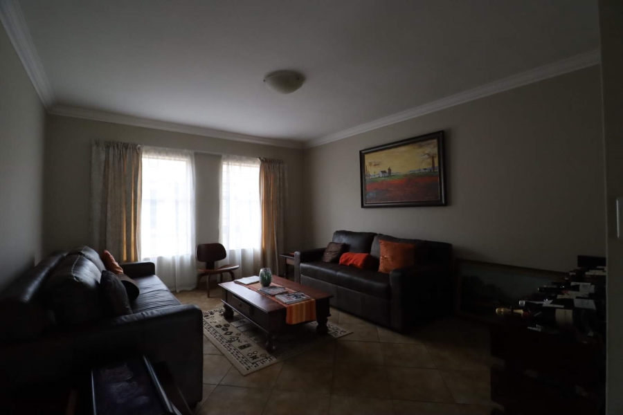 To Let 3 Bedroom Property for Rent in The Wilds Gauteng