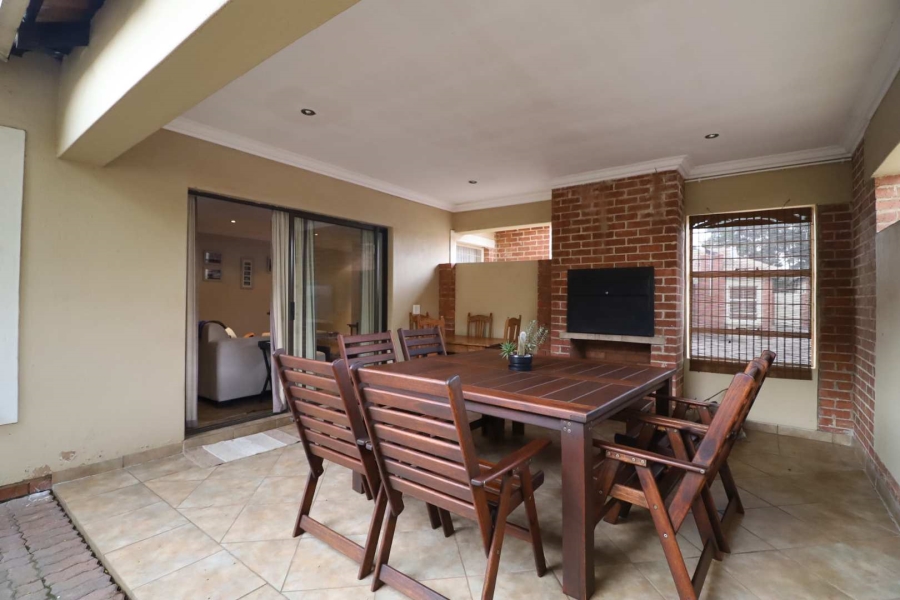 To Let 3 Bedroom Property for Rent in The Wilds Gauteng