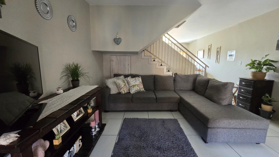 2 Bedroom Property for Sale in Florentia Gauteng