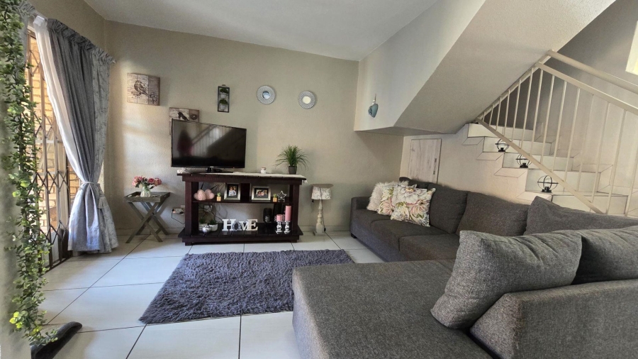 2 Bedroom Property for Sale in Florentia Gauteng