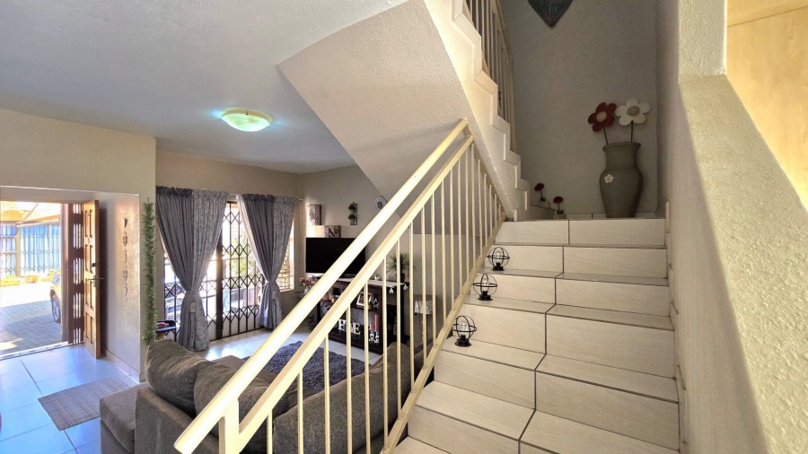 2 Bedroom Property for Sale in Florentia Gauteng