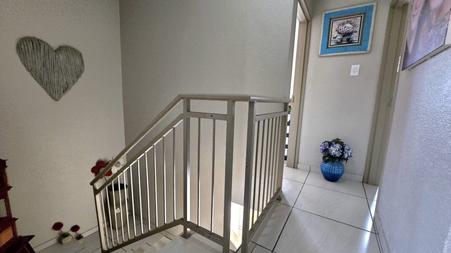 2 Bedroom Property for Sale in Florentia Gauteng