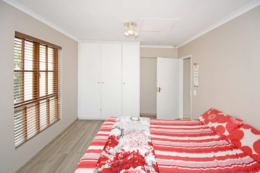 To Let 3 Bedroom Property for Rent in Edenburg Gauteng