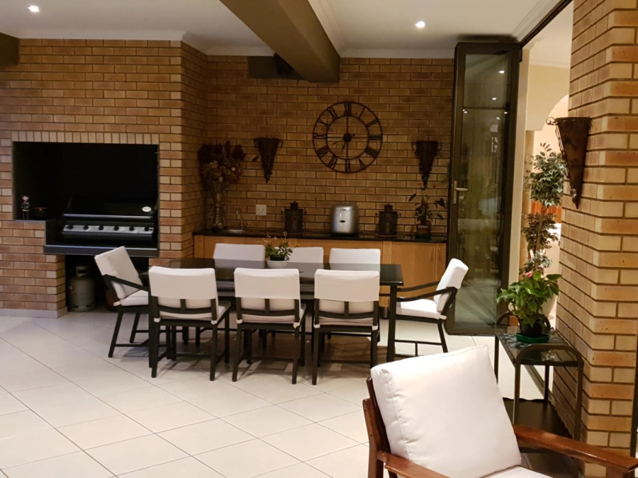 5 Bedroom Property for Sale in Meyersdal Gauteng