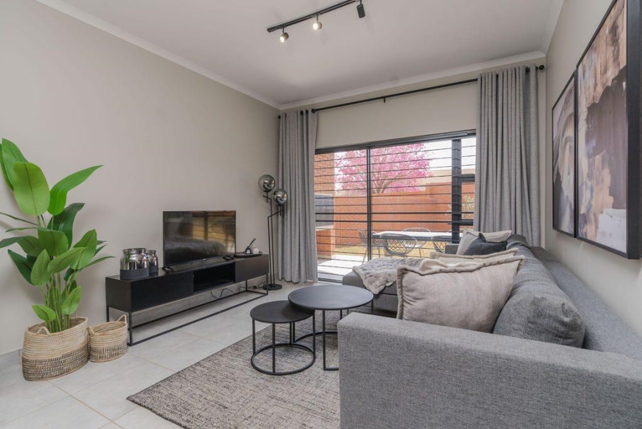 To Let 3 Bedroom Property for Rent in Olympus Gauteng