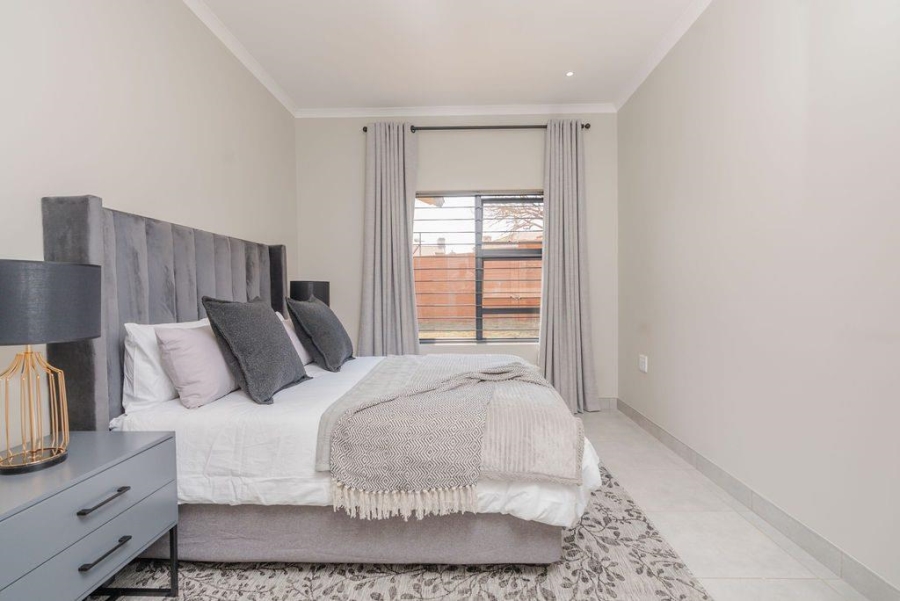 To Let 3 Bedroom Property for Rent in Olympus Gauteng