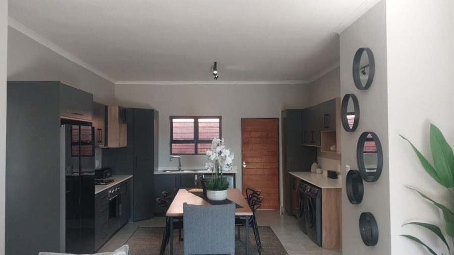 To Let 3 Bedroom Property for Rent in Olympus Gauteng