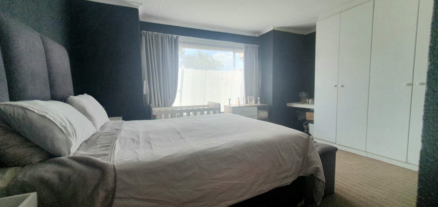 To Let 2 Bedroom Property for Rent in Willowbrook Gauteng