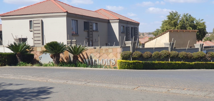 To Let 2 Bedroom Property for Rent in Willowbrook Gauteng