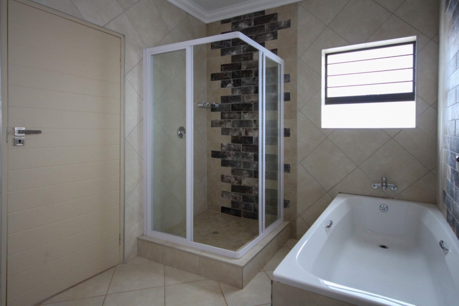 To Let 3 Bedroom Property for Rent in Olympus Gauteng