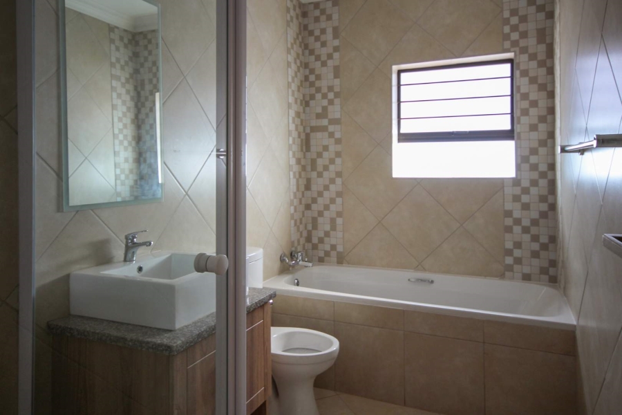 To Let 3 Bedroom Property for Rent in Olympus Gauteng