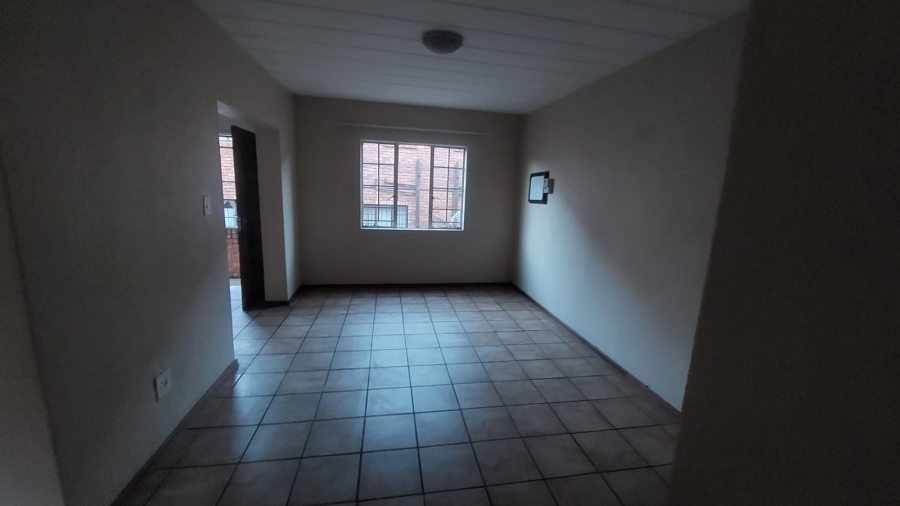 3 Bedroom Property for Sale in South Crest Gauteng