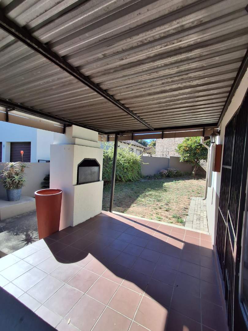 2 Bedroom Property for Sale in The Reeds Gauteng