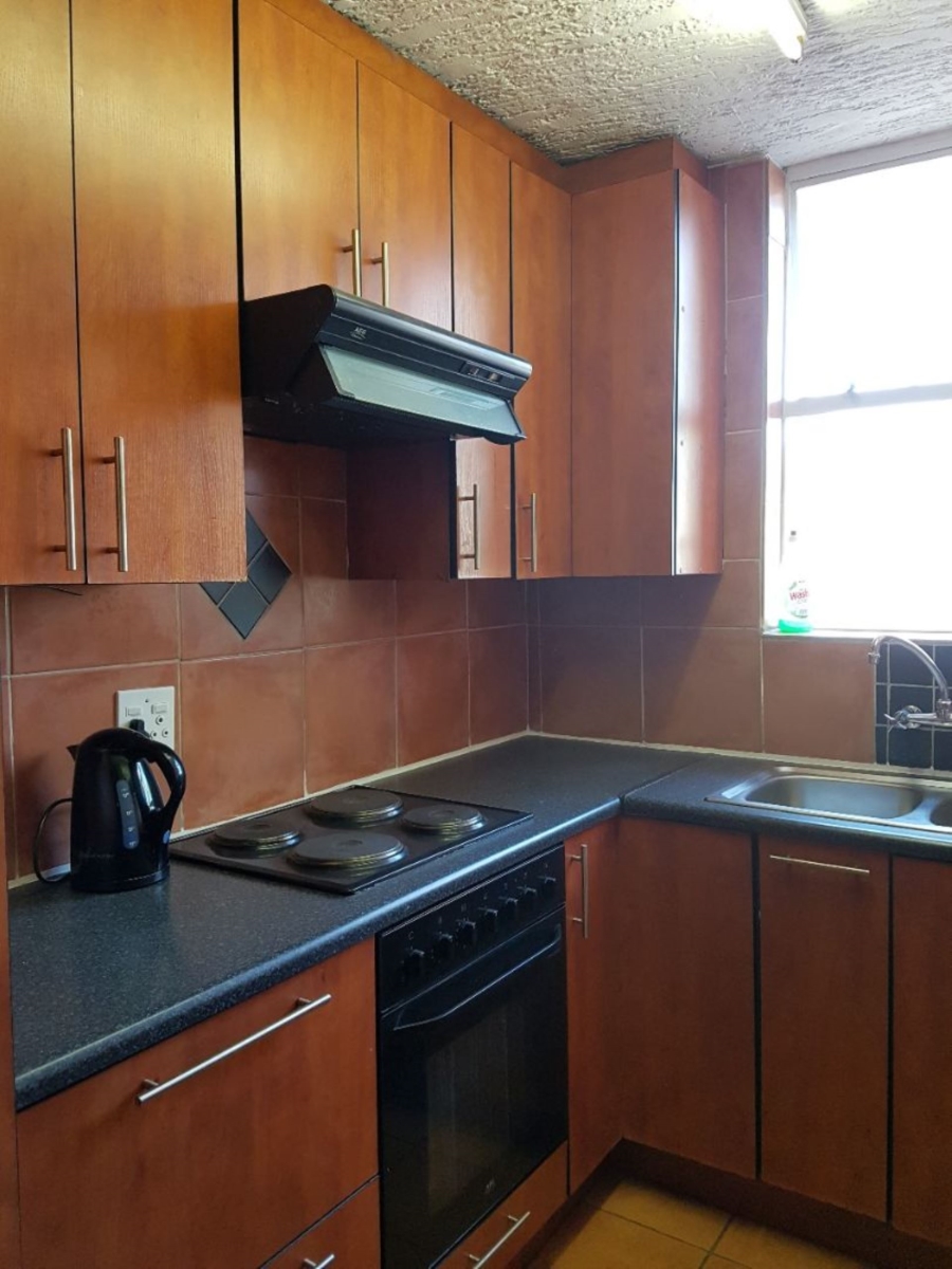2 Bedroom Property for Sale in Silverton Gauteng