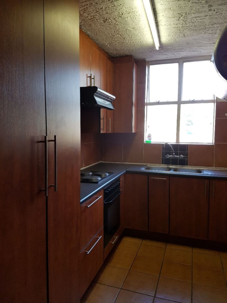 2 Bedroom Property for Sale in Silverton Gauteng