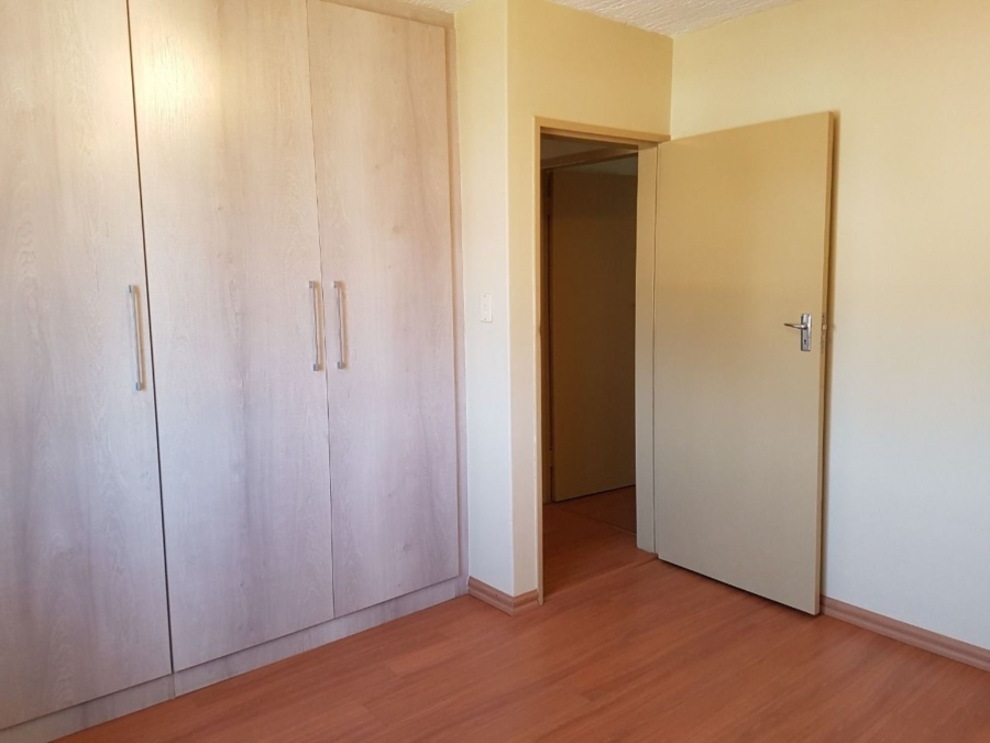 2 Bedroom Property for Sale in Silverton Gauteng