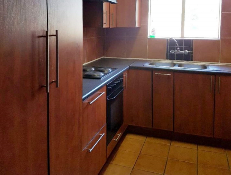 2 Bedroom Property for Sale in Silverton Gauteng